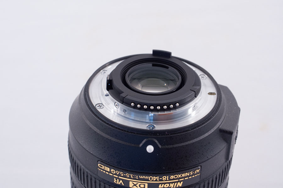 NIKON AF-S NIKKOR 18-140mm 3.5-5.6G ED DX VR