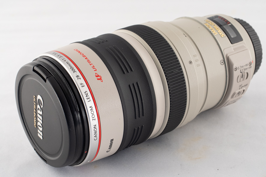 CANON EF 28-300mm 3.5-5.6 L IS USM