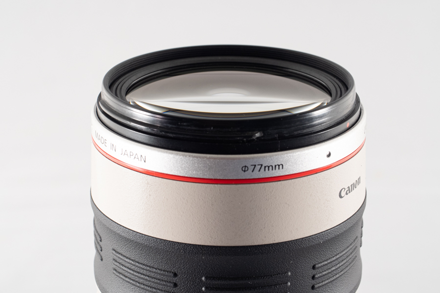CANON EF 28-300mm 3.5-5.6 L IS USM