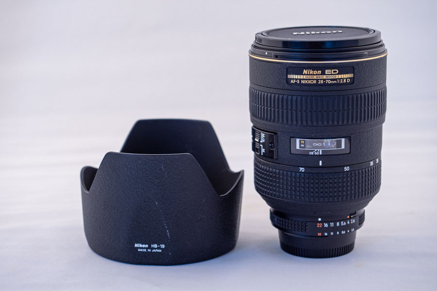 NIKON AF-S NIKKOR 28-70mm 2.8D
