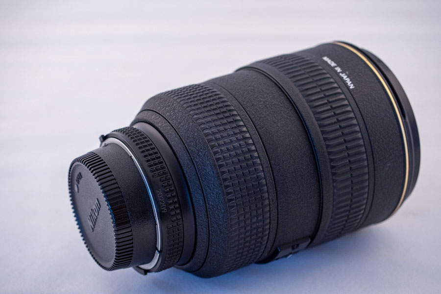NIKON AF-S NIKKOR 28-70mm 2.8D