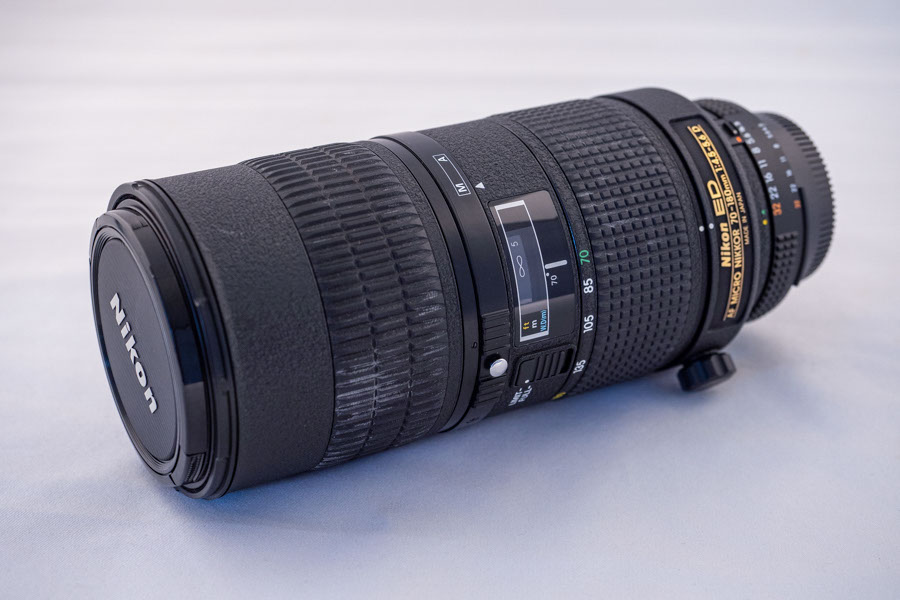 NIKON AF MICRO-NIKKOR 70-180mm 4.5-5.6D