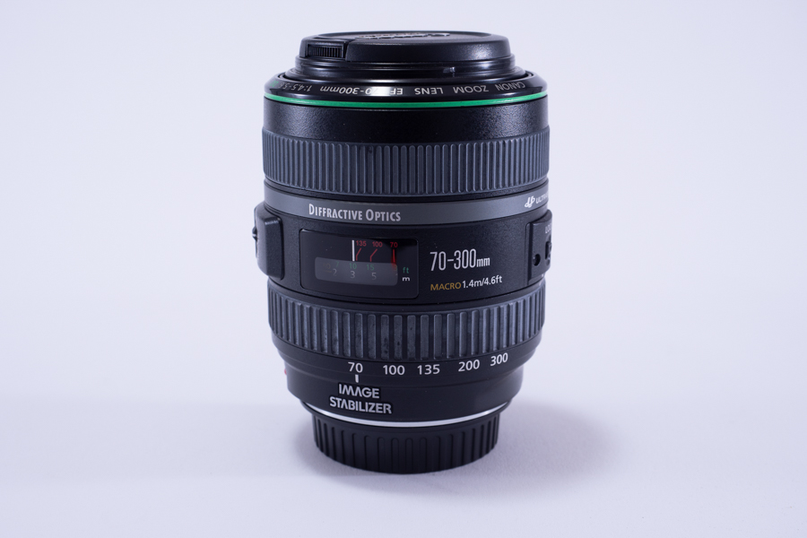 CANON EF 70-300mm F4.5-5.6 DO IS