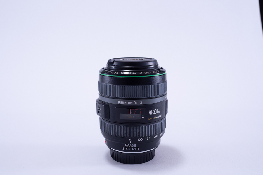 CANON EF 70-300mm F4.5-5.6 DO IS