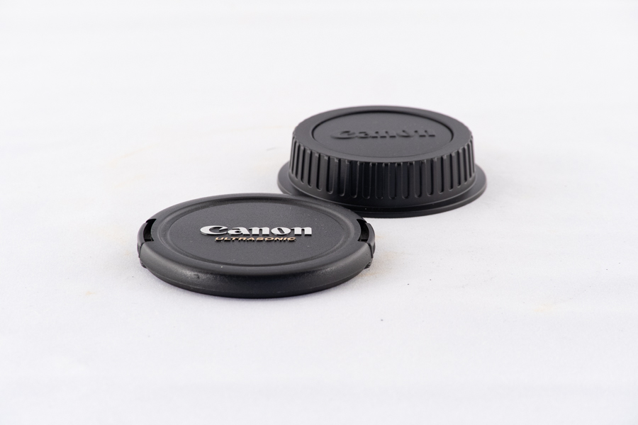 CANON EF-S 18-135mm 3.5-5.6 IS STM