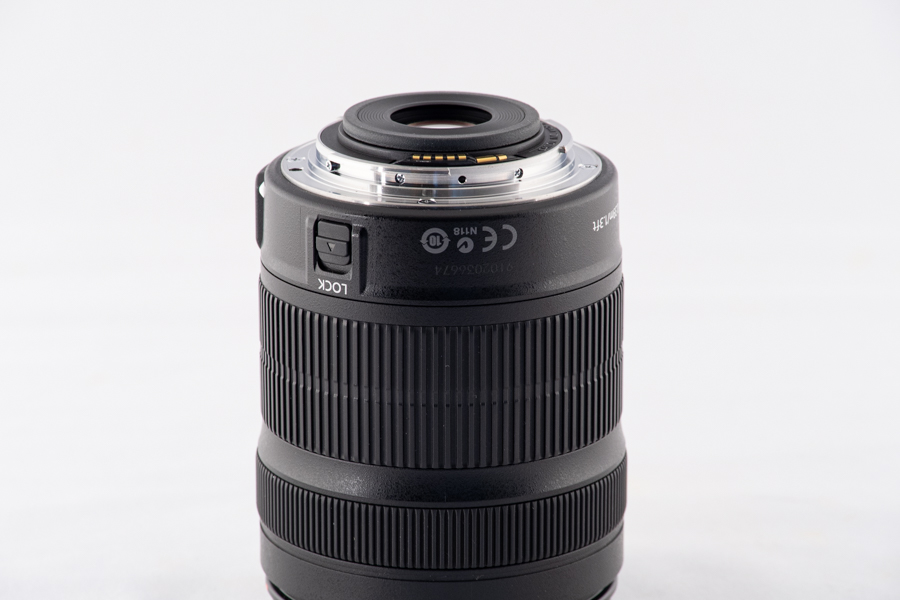 CANON EF-S 18-135mm 3.5-5.6 IS STM