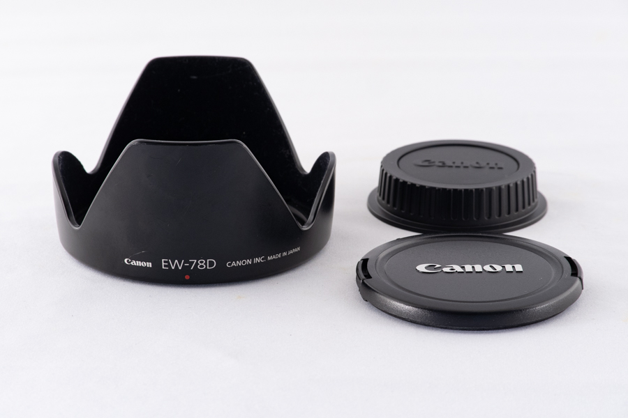 CANON EF-S 18-200mm 3.5-5.6 IS