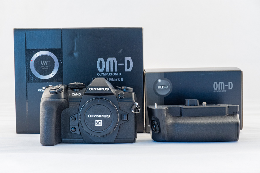 OLYMPUS E-M1 Mark2 バッテリーグリップHLD-9付
