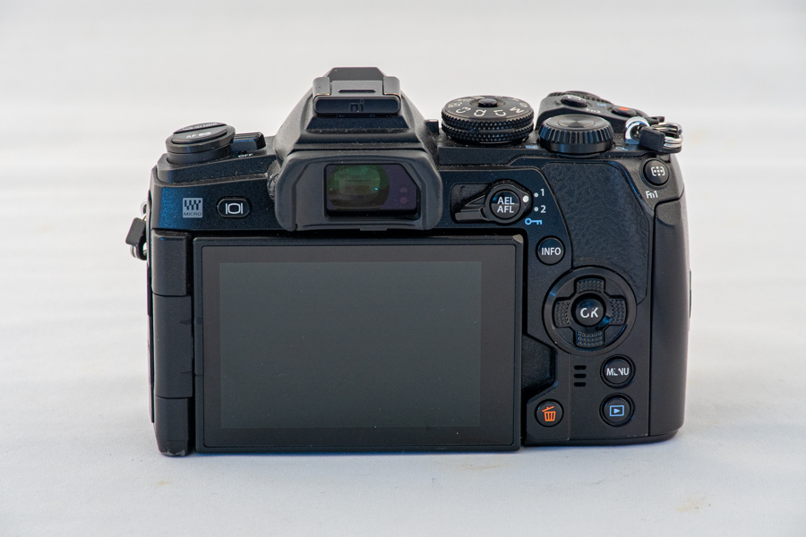 OLYMPUS E-M1 Mark2 バッテリーグリップHLD-9付