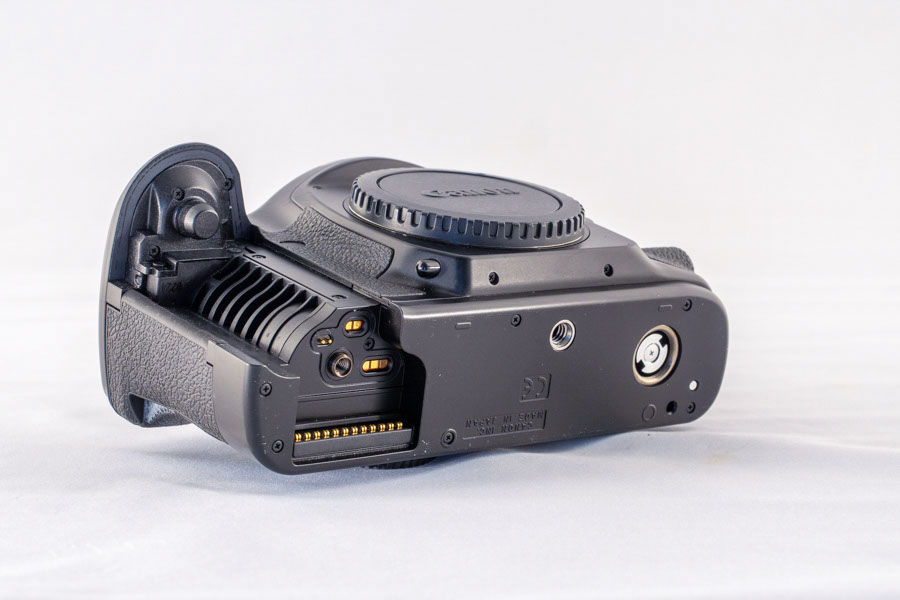 CANON EOS-1V PB-E2付