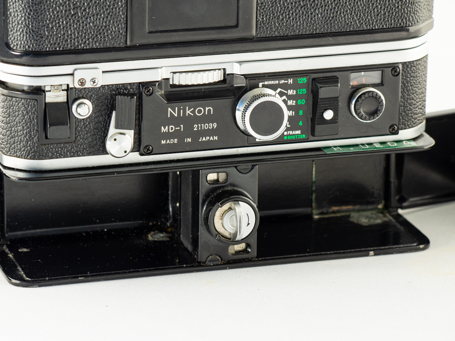 NIKON F2フォトミック/MD-1/MB-1