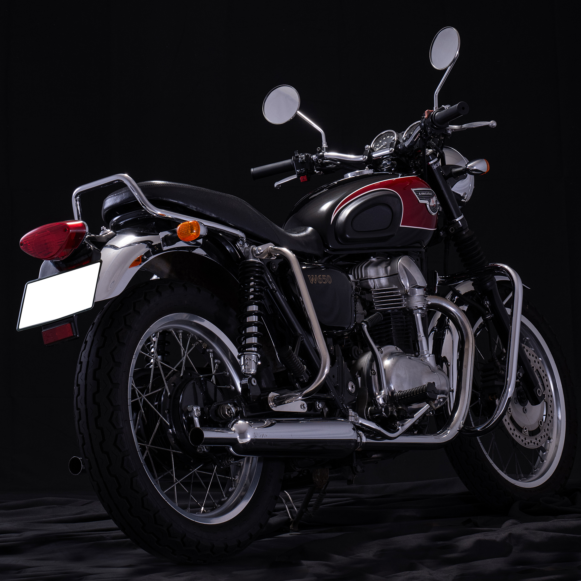 KAWASAKI W650 リアバンパー
